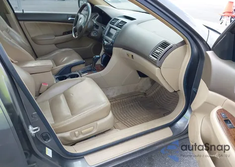 2006 Honda Accord 3.0 Ex z USA, uszkodzony, nr VIN 1HGCM66866A019285